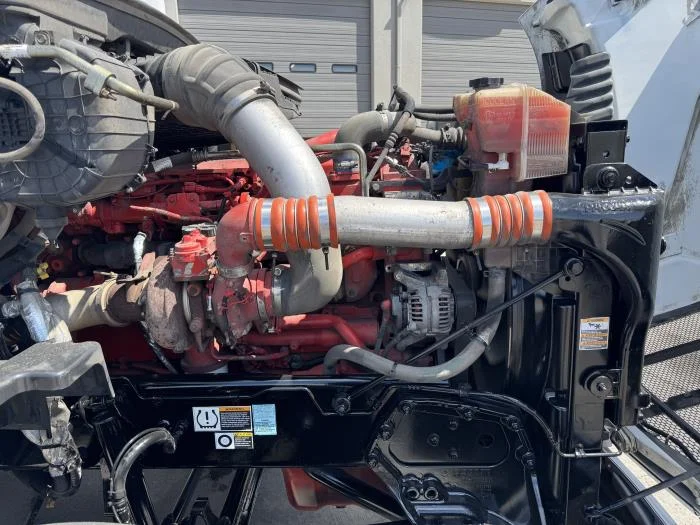 2022 Peterbilt 579 - image 16