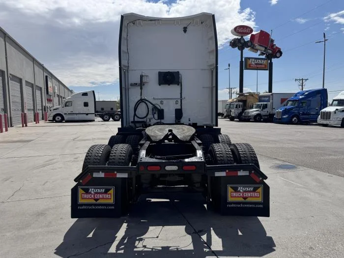 2022 Peterbilt 579 - image 7