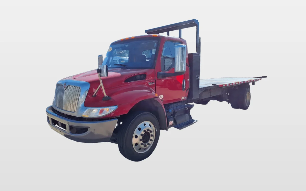 2020 International MV - image 1