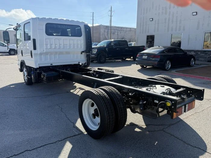 2026 Isuzu NPR - image 4