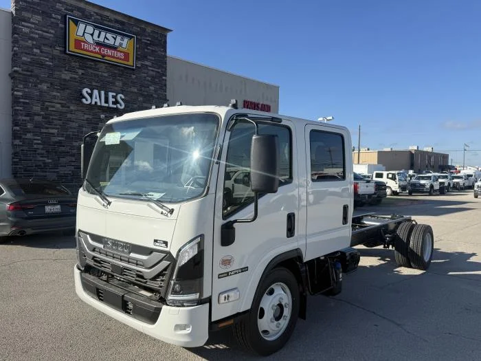 2026 Isuzu NPR - image 2