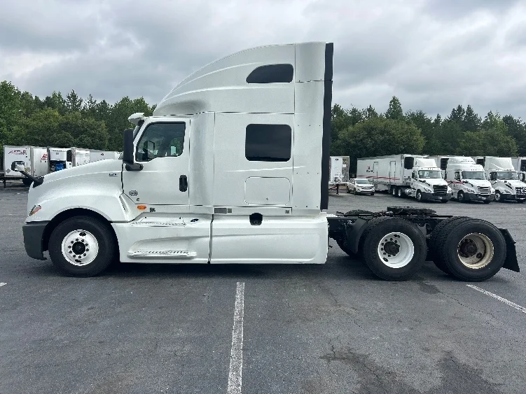 2020 International LT in Greensboro, NC — photo 4