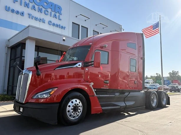 2023 Kenworth T680