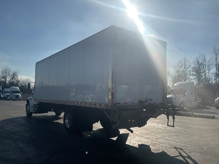 2023 Freightliner M2 106 in Akron, OH — photo 6