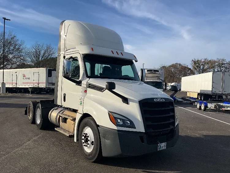 2020 Freightliner Cascadia in Atlanta (Forest Park), GA
