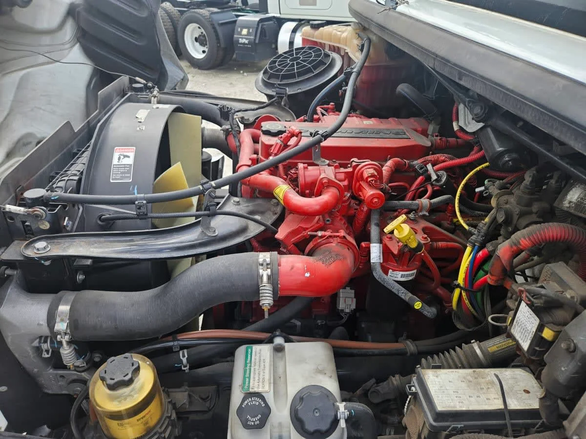 2018 Freightliner M2 106 - image 9