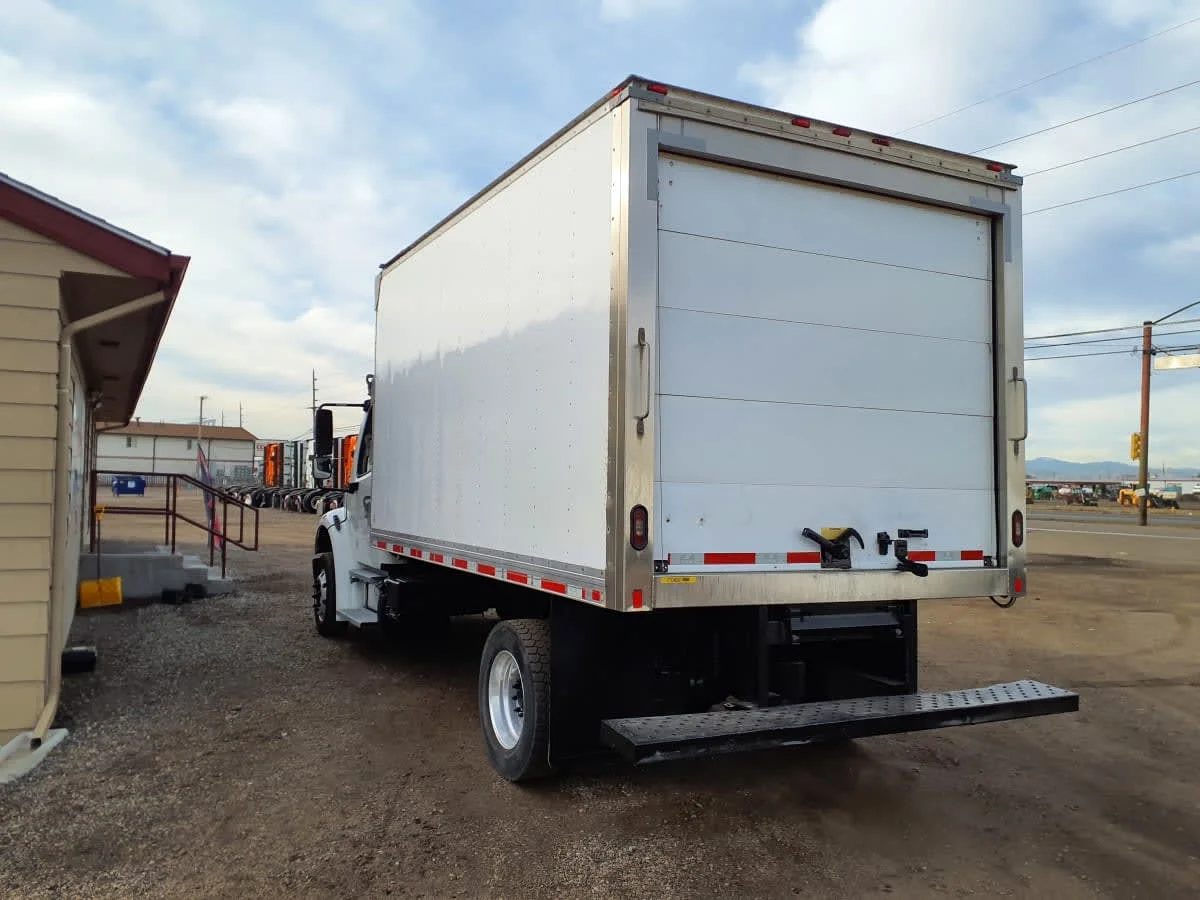 2018 Freightliner M2 106 in Commerce City, CO — photo 6