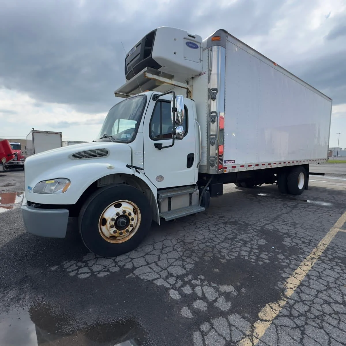 2019 Freightliner M2 106
