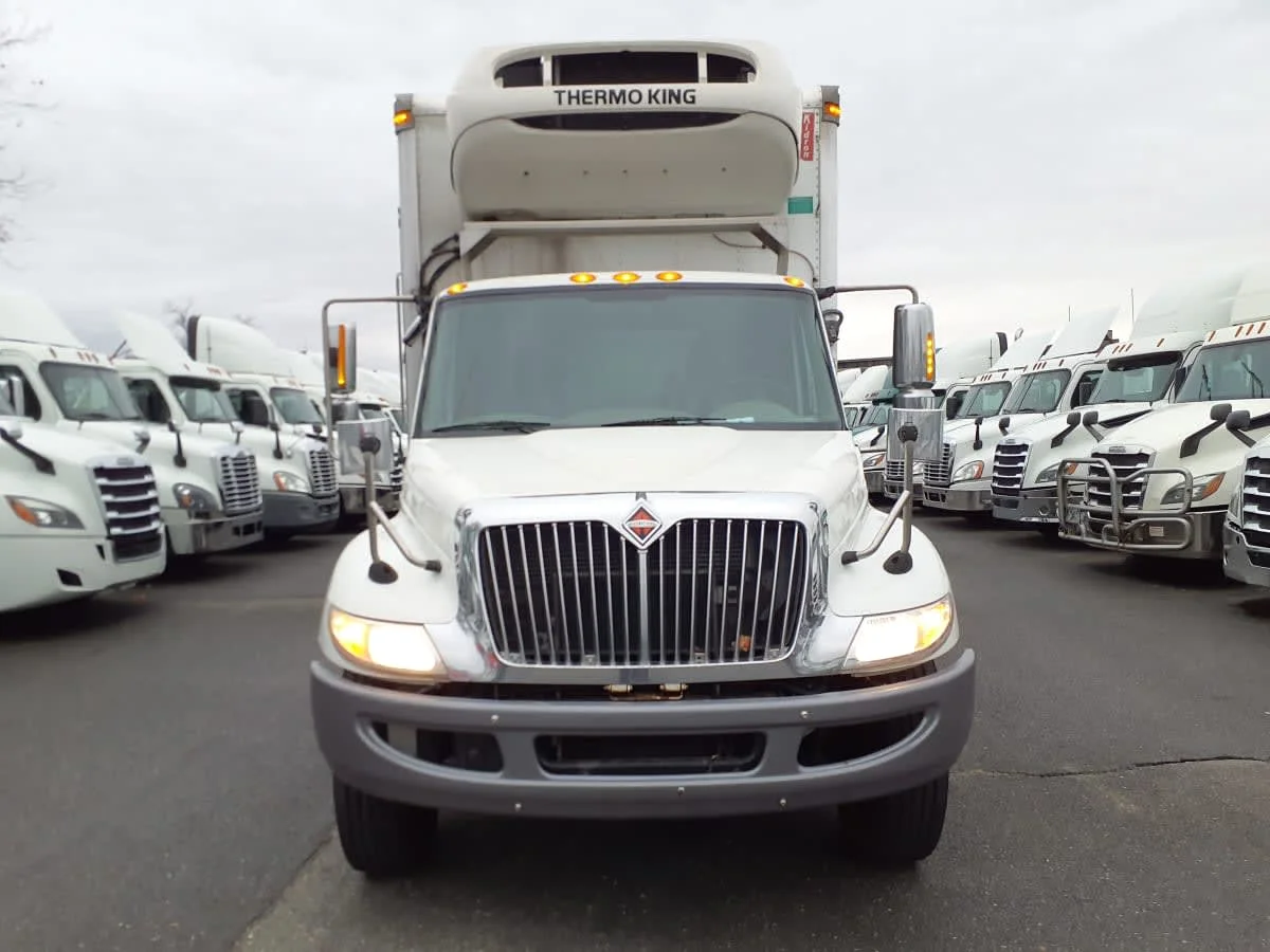 2018 International 4300 in Springfield, MA — photo 2