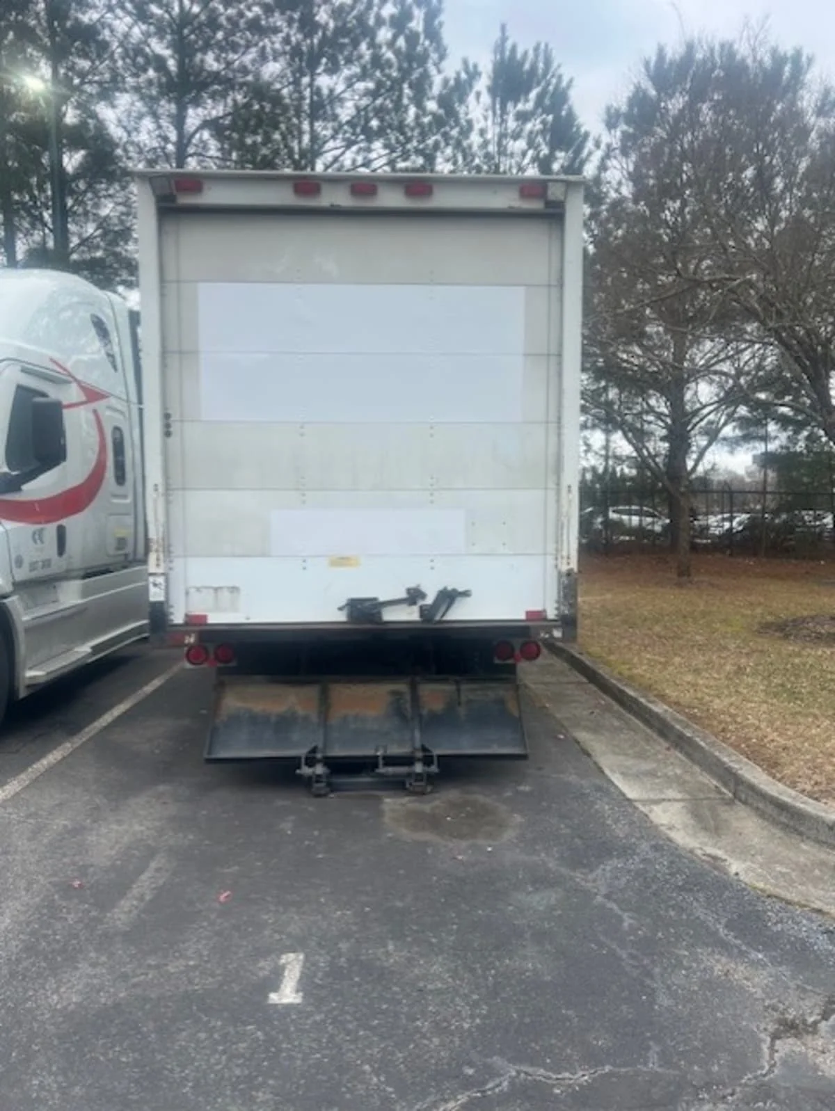 2012 Isuzu NPR - image 5