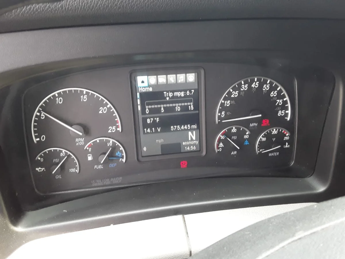 2020 Freightliner Cascadia in Allentown, PA — photo 10
