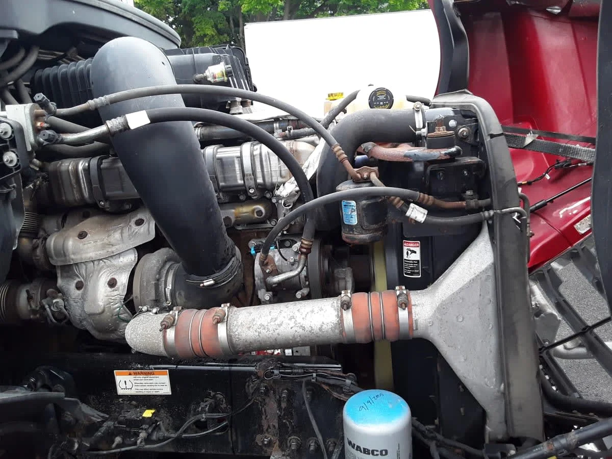 2020 Freightliner Cascadia in Allentown, PA — photo 14