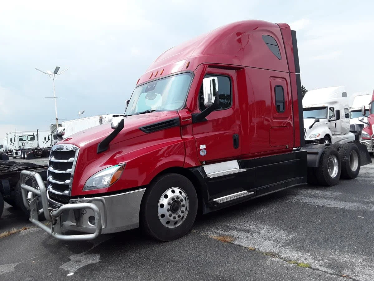2020 Freightliner Cascadia