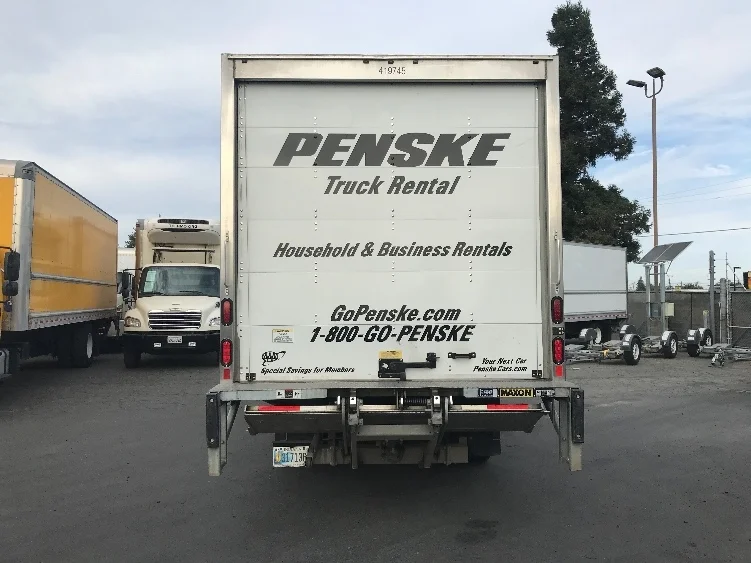 2022 Isuzu NPR - image 7