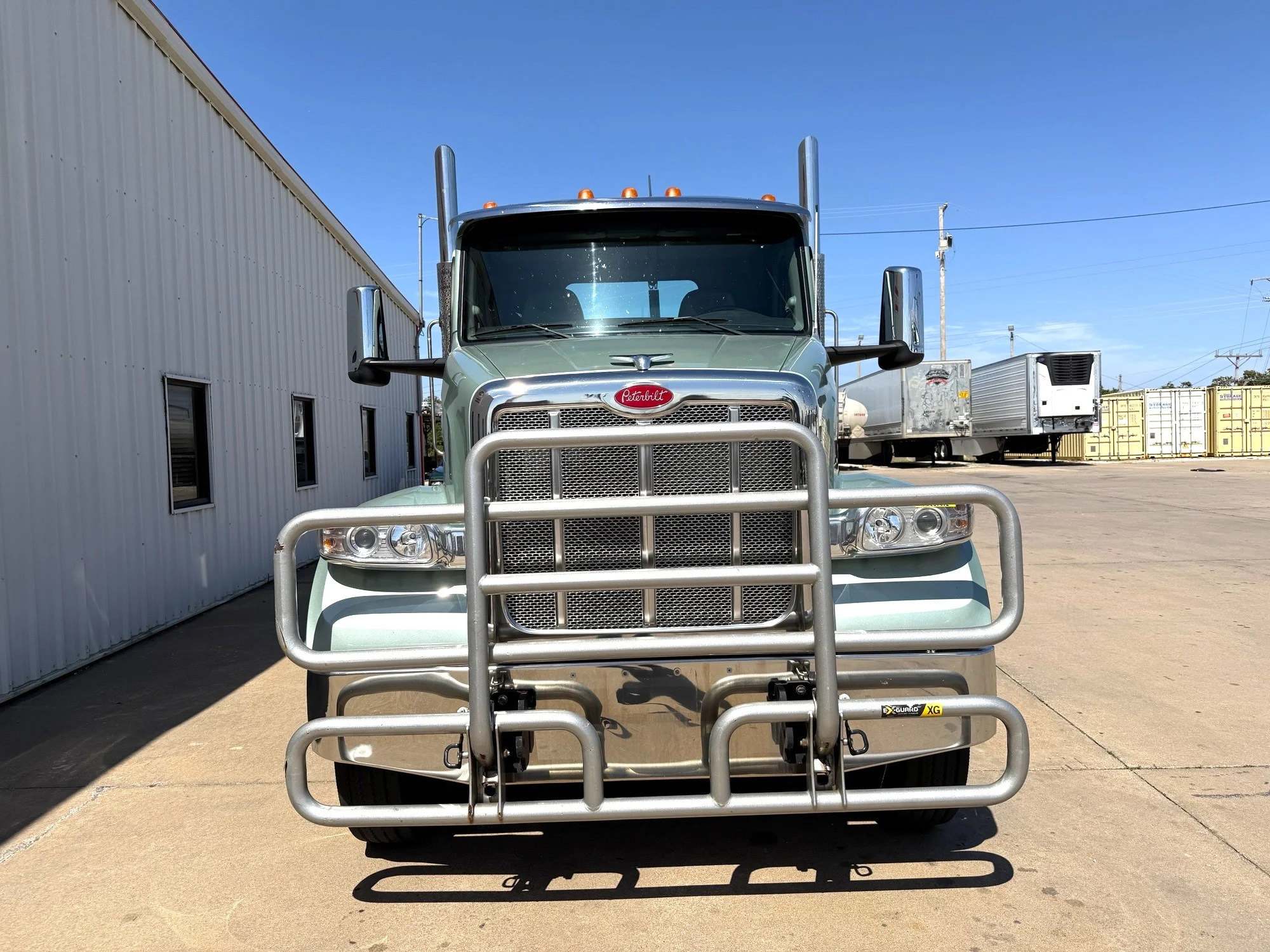 2023 Peterbilt 567 in Joplin, MO — photo 2