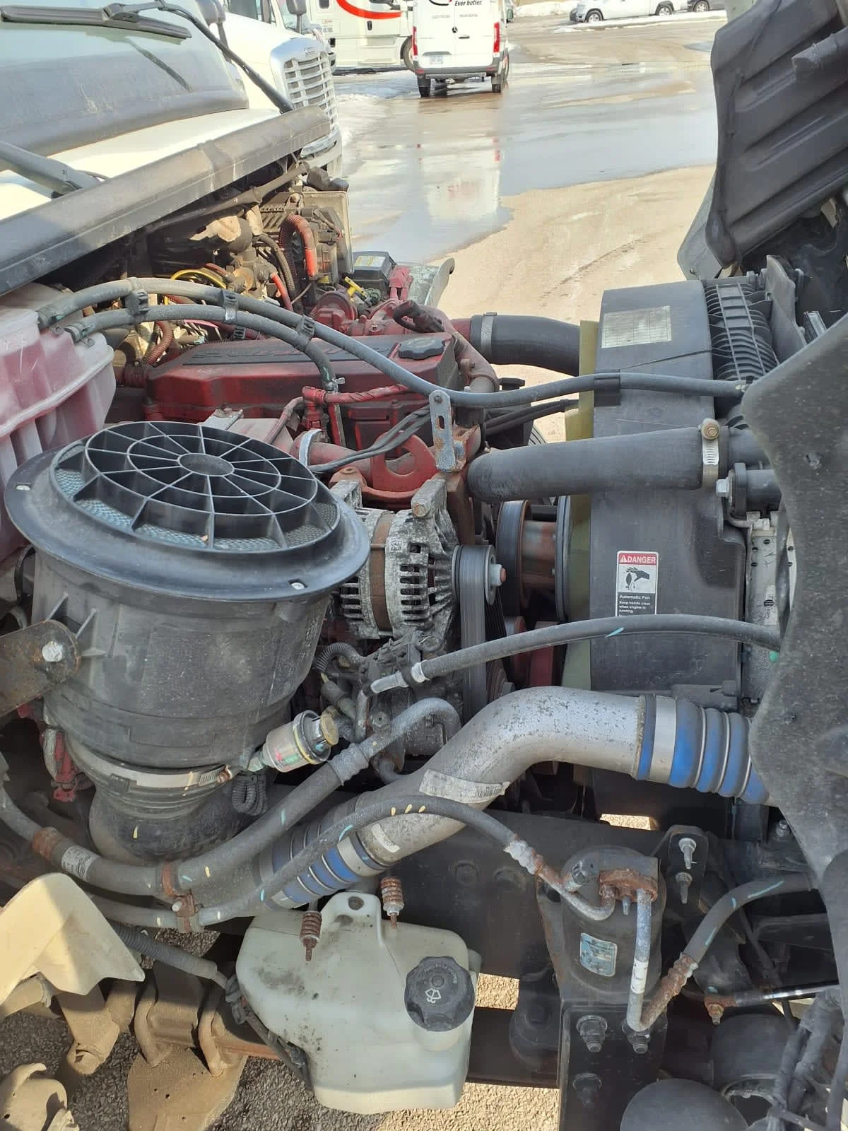 2020 Freightliner M2 106 in Cleveland, OH — photo 12