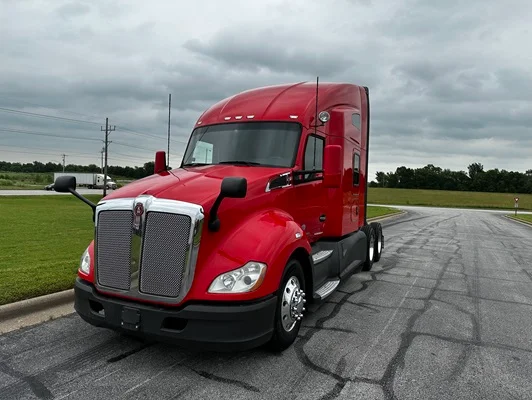 2022 Kenworth T680 in Joplin, MO — photo 14