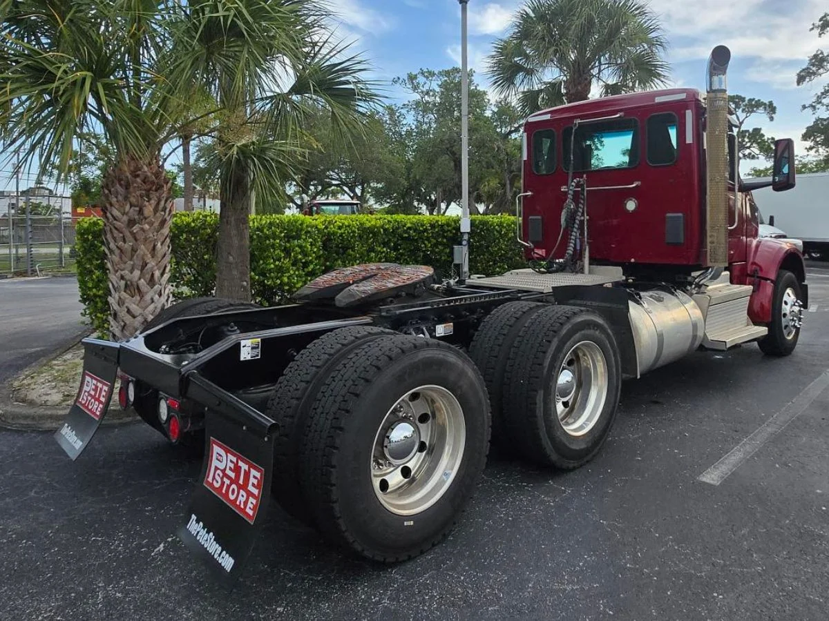 2023 Peterbilt 567 in Fort Lauderdale, FL — photo 16