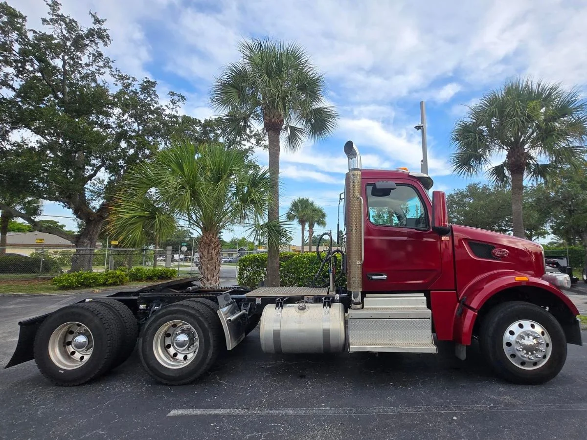 2023 Peterbilt 567 in Fort Lauderdale, FL — photo 11