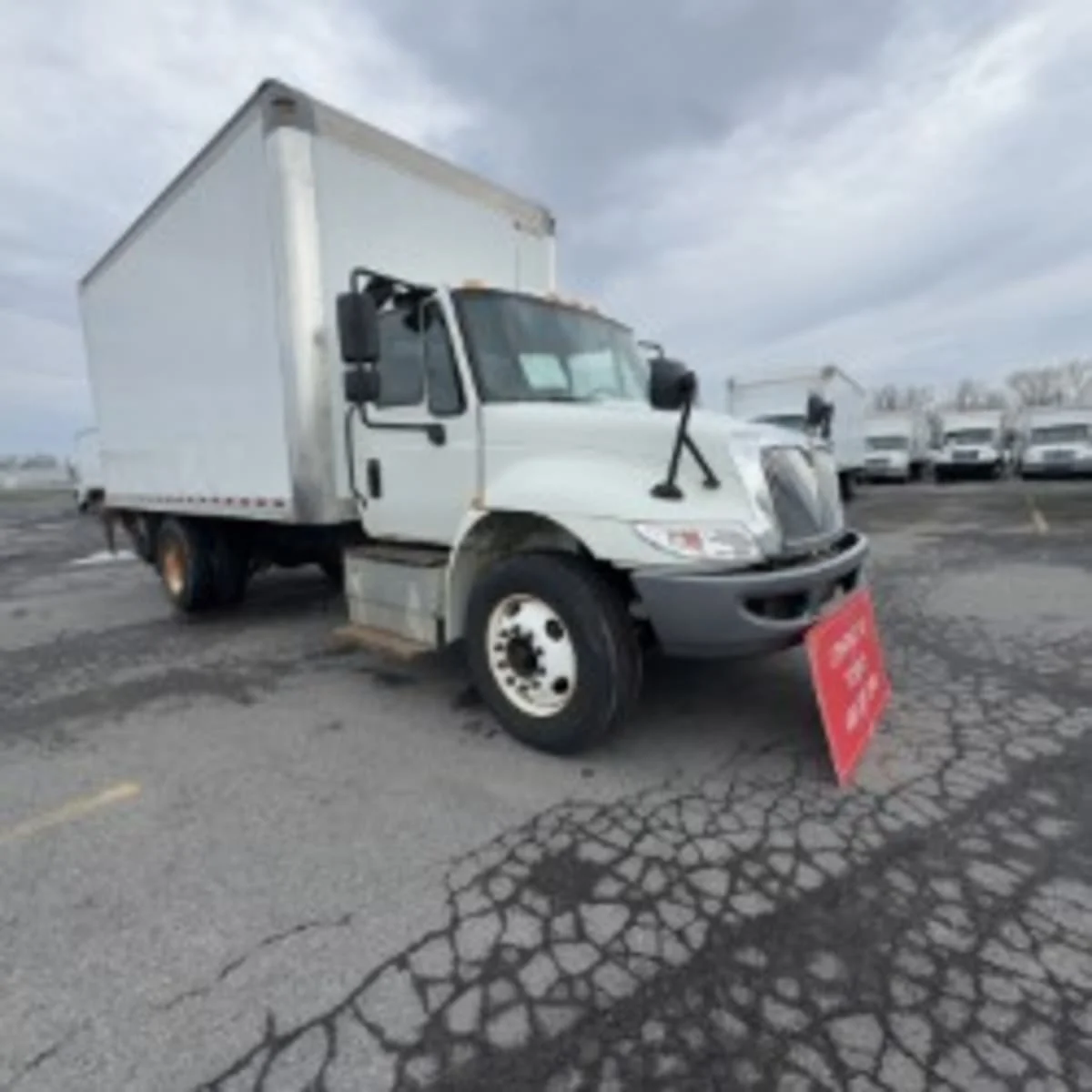 2017 International 4300 in Syracuse, NY — photo 3
