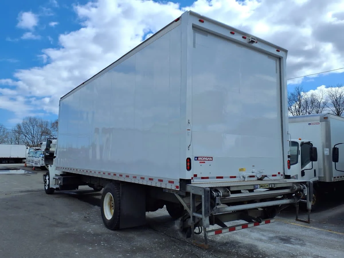 2019 Freightliner M2 106 in Salisbury, MA — photo 6