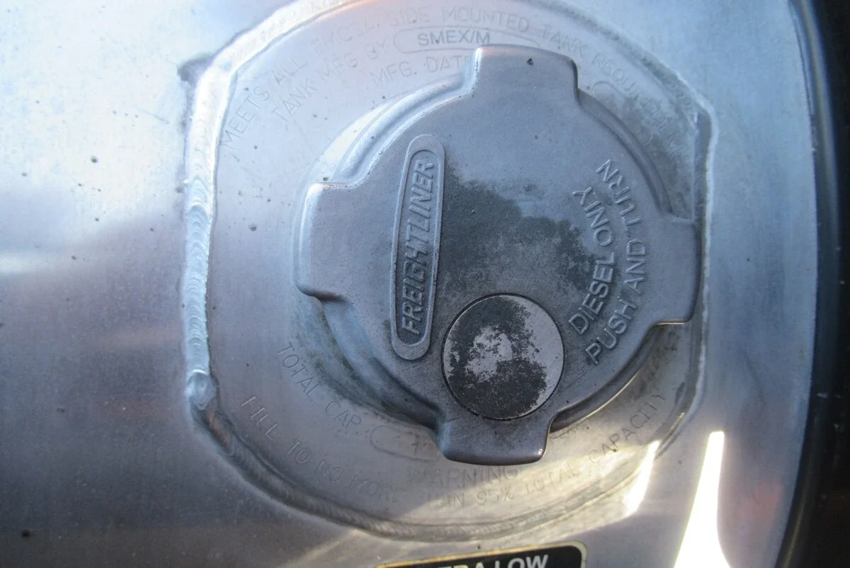 2025 Freightliner Cascadia - image 18