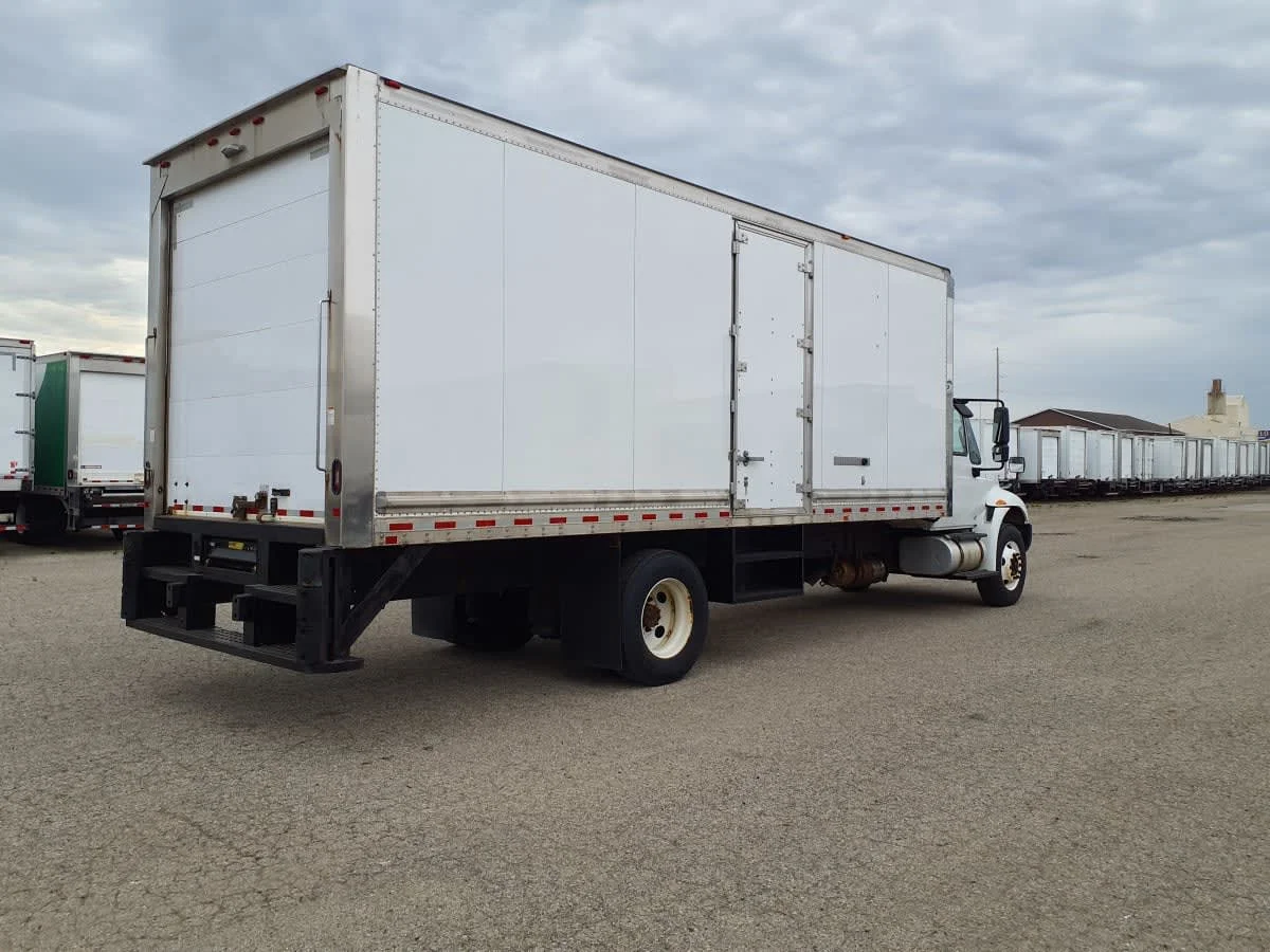 2019 International 4300 in Wayland, MI — photo 4