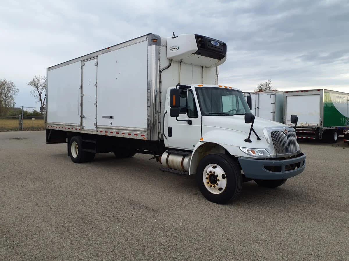 2019 International 4300 in Wayland, MI — photo 3