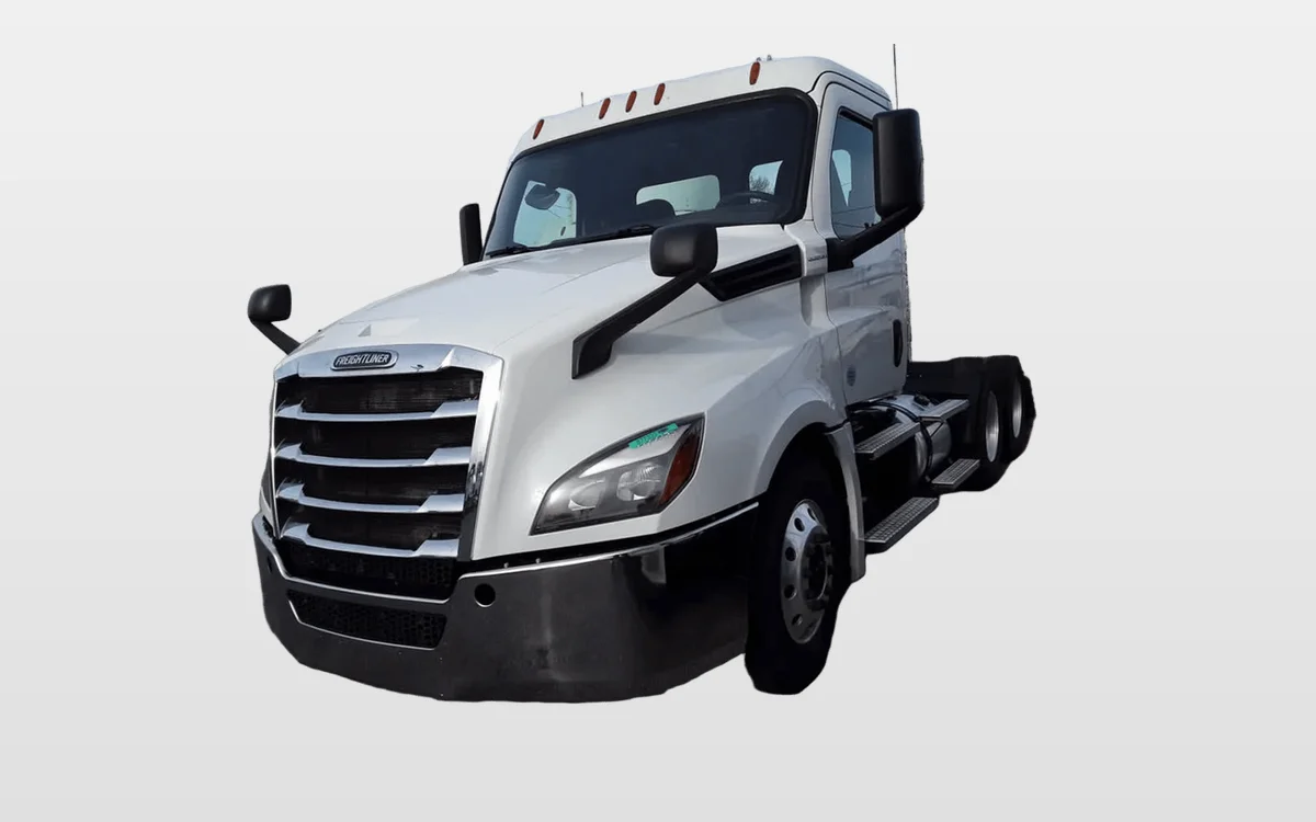 2020 Freightliner Cascadia - image 1