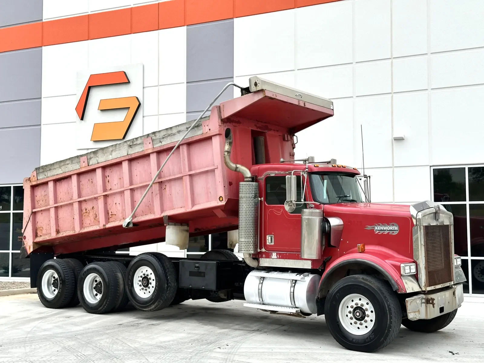 2001 Kenworth W900