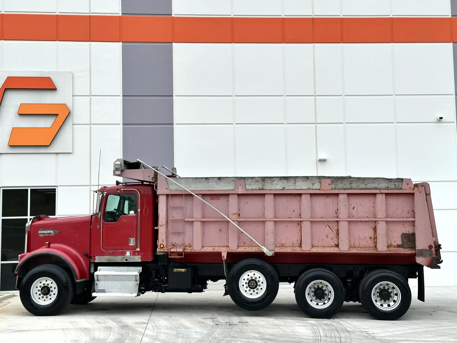 2001 Kenworth W900 in Greer, SC — photo 5