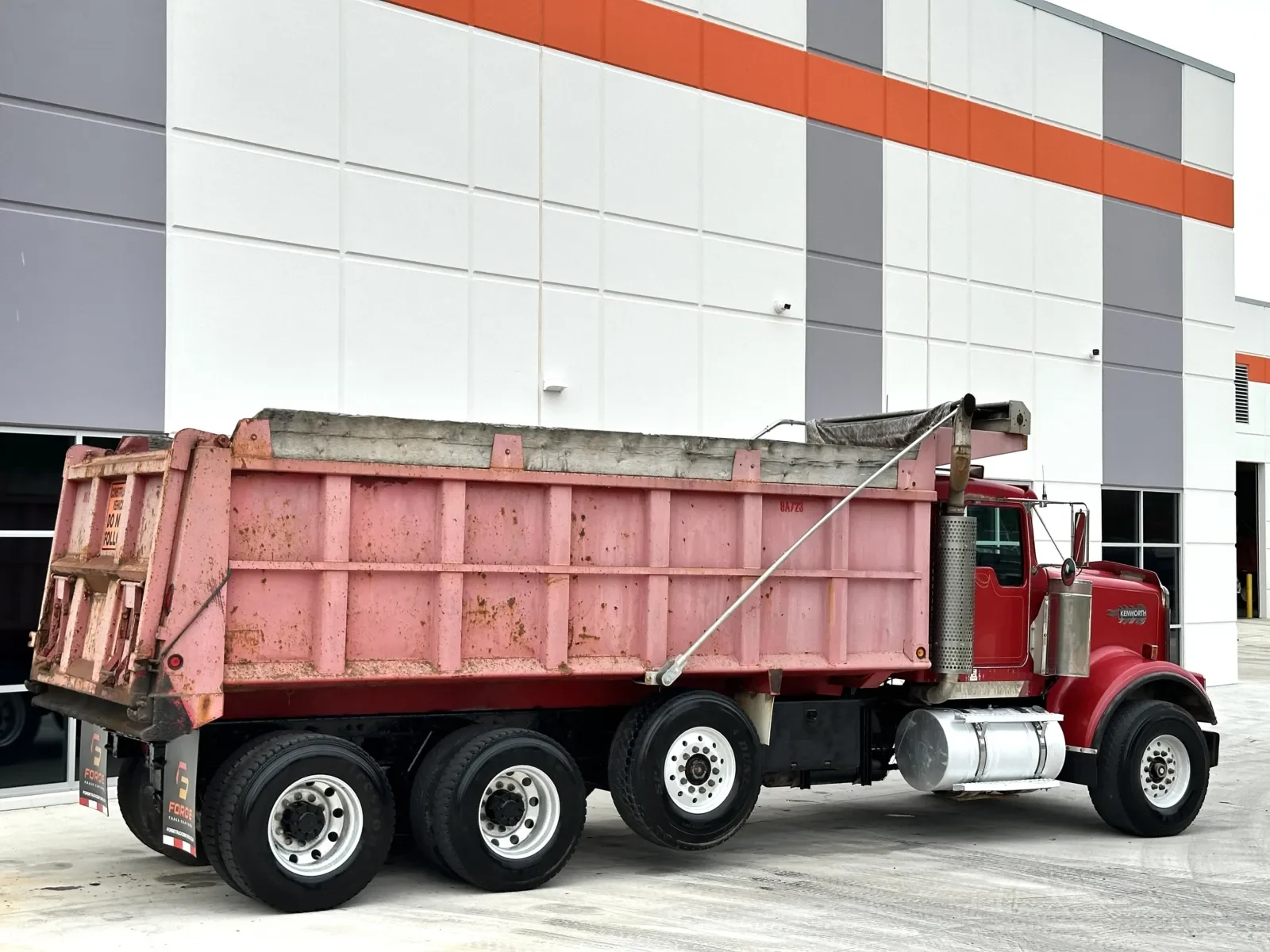 2001 Kenworth W900 in Greer, SC — photo 6