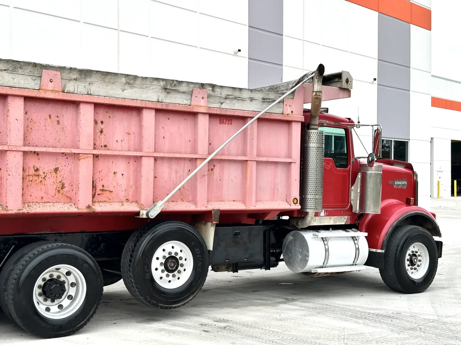 2001 Kenworth W900 in Greer, SC — photo 8