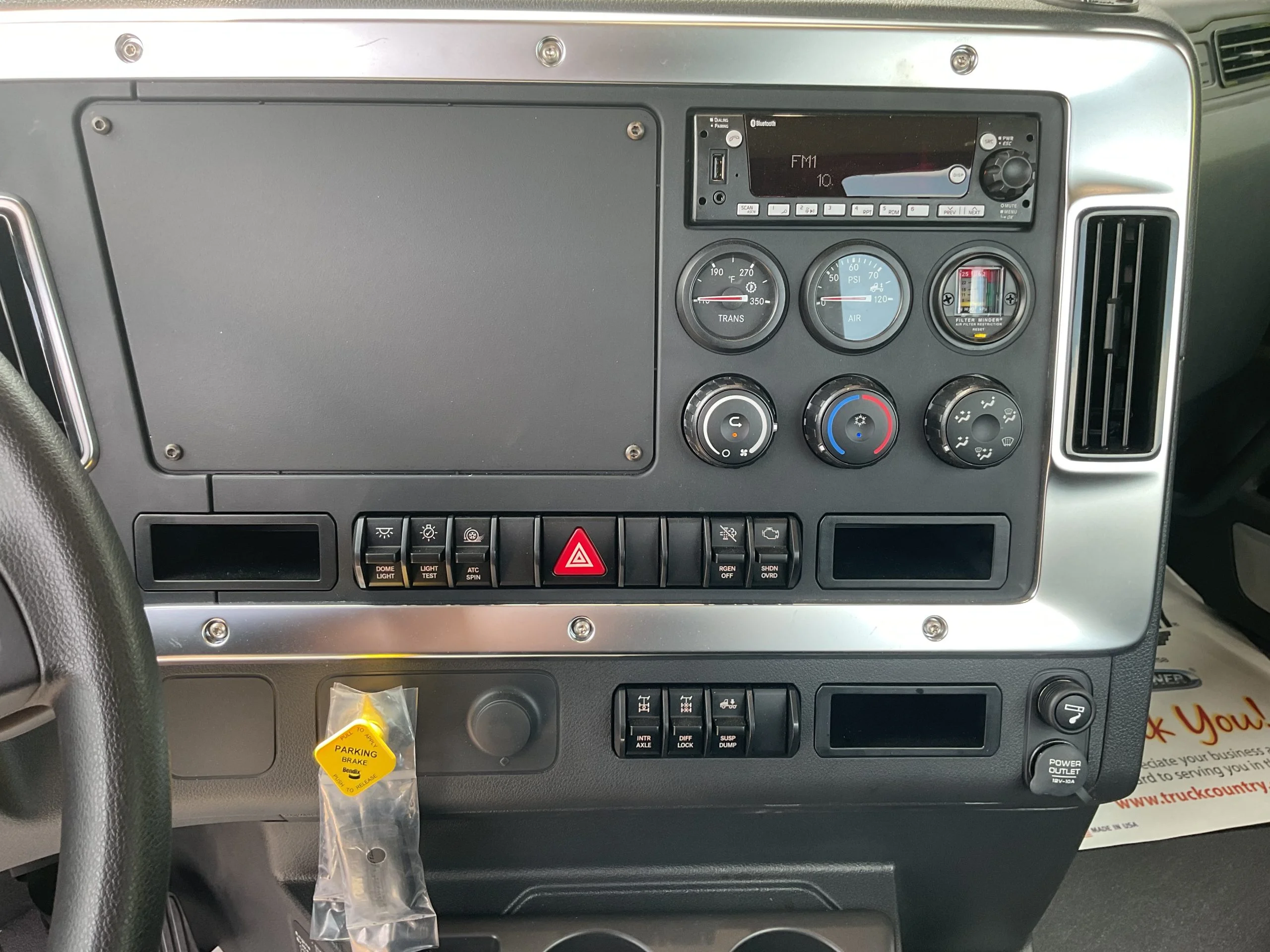 2025 Western Star 47X in Dubuque, IA — photo 5