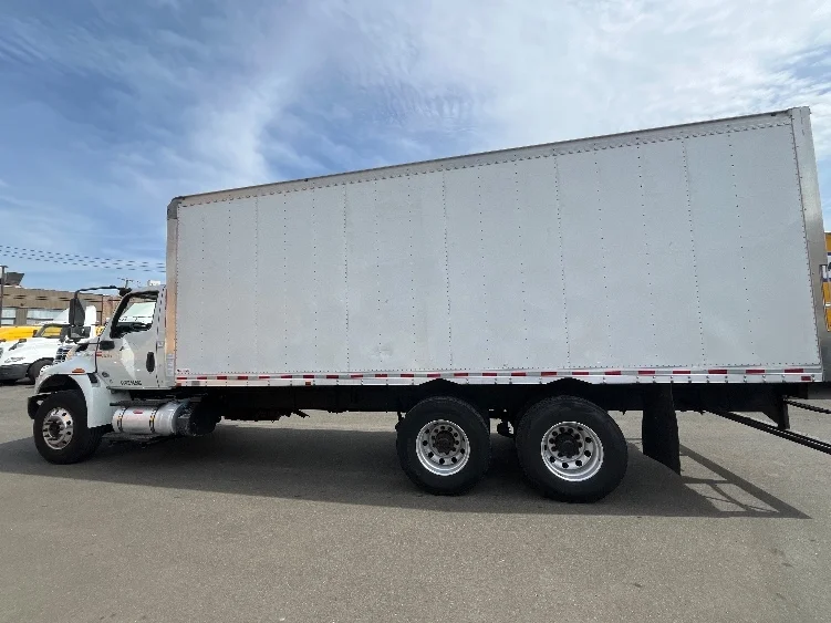 2020 International MV in New Castle, DE — photo 4