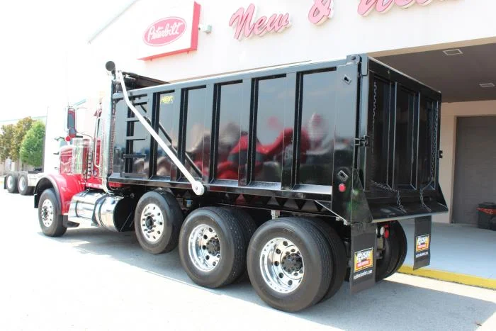 2024 Peterbilt 389 — photo 6