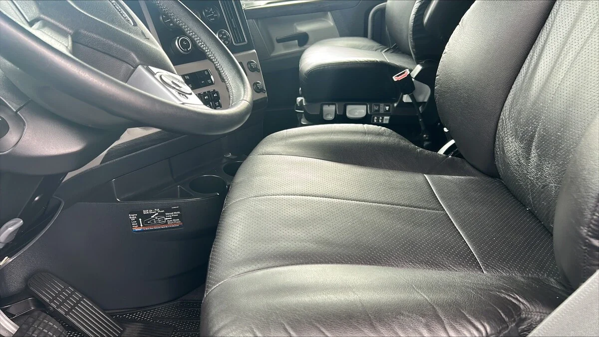 2024 Freightliner Cascadia - image 5