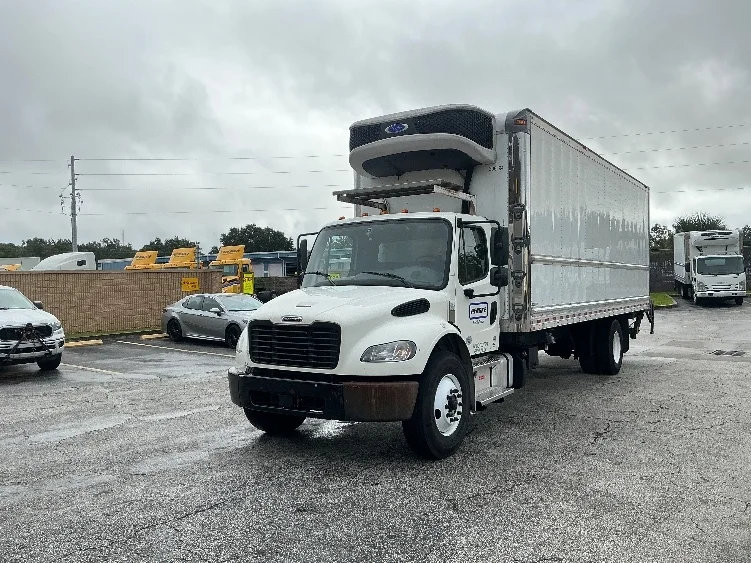 2022 Freightliner M2 106 - image 3