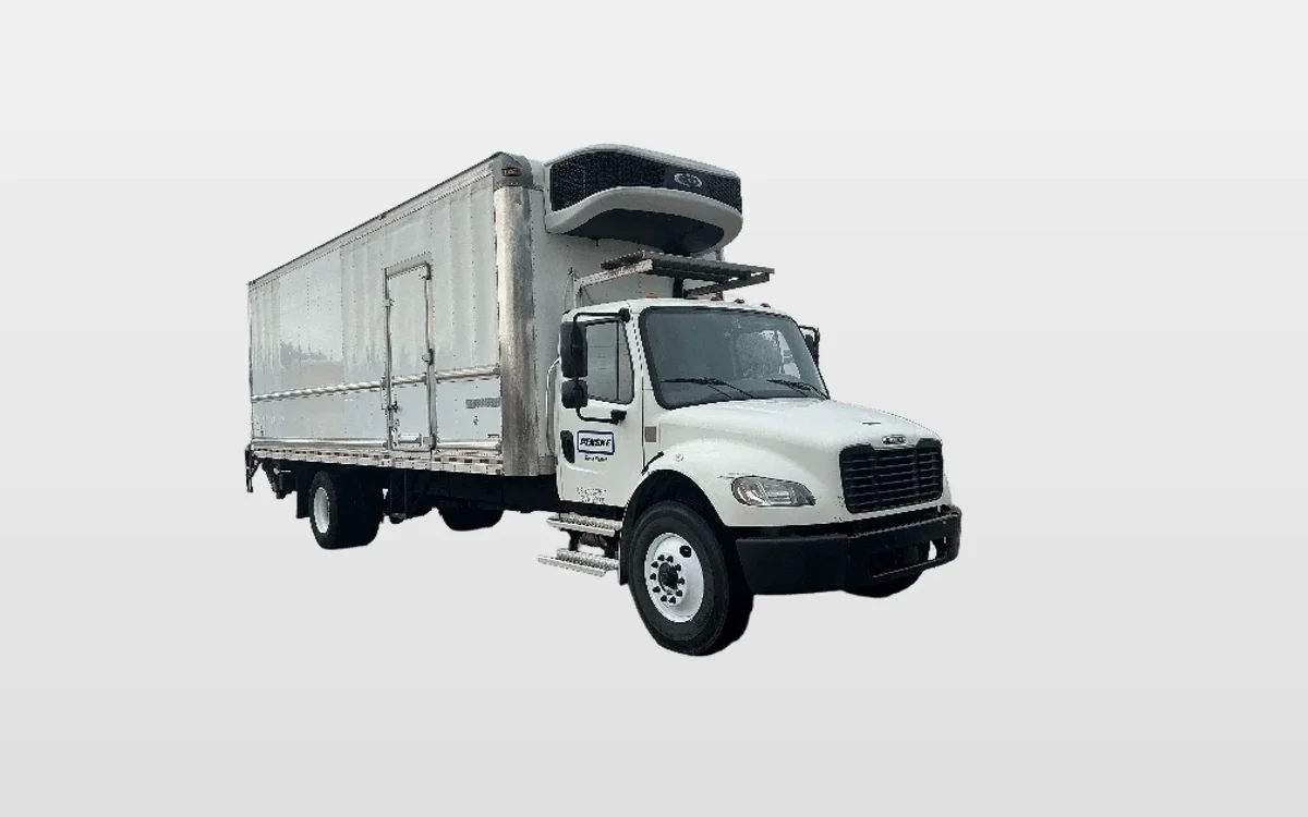 2022 Freightliner M2 106 - image 1