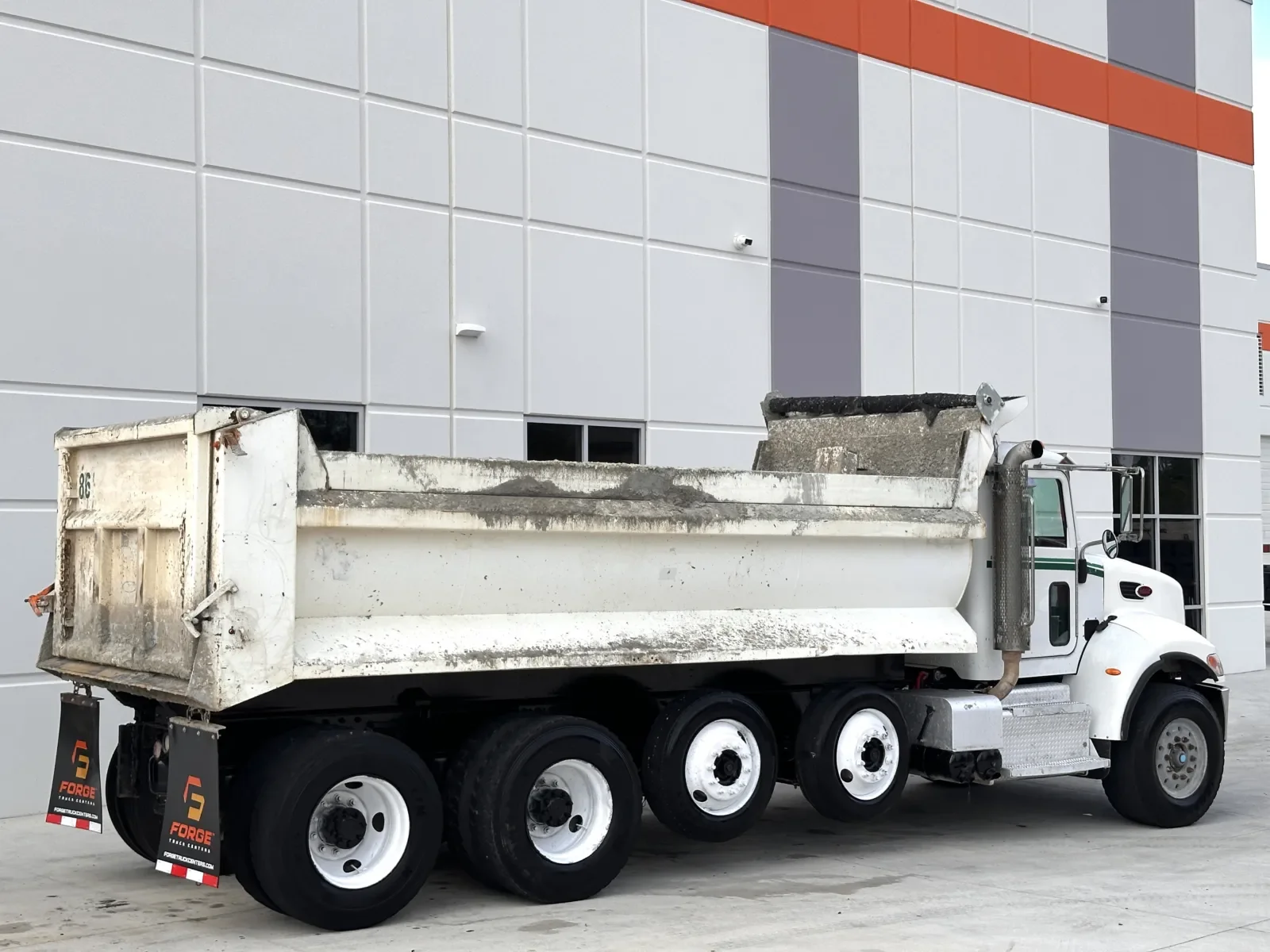 2015 Peterbilt 348 in Greer, SC — photo 6