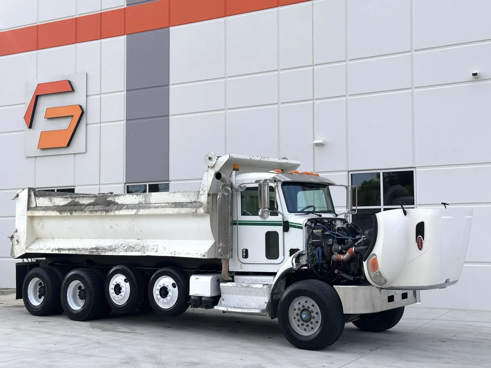 2015 Peterbilt 348 in Greer, SC — photo 10