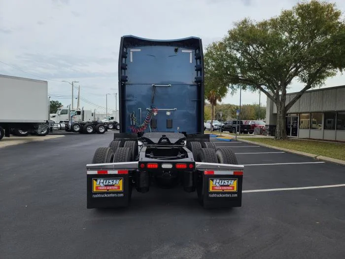 2021 Peterbilt 579 - image 8