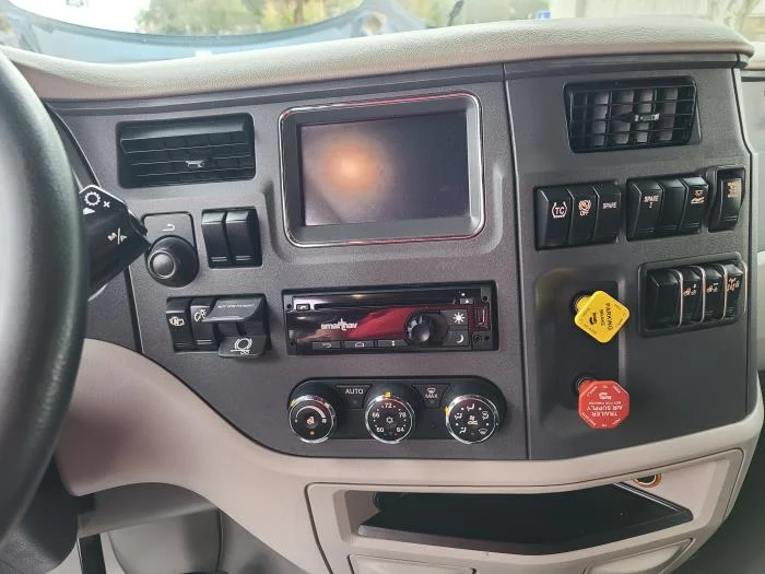 2021 Peterbilt 579 - image 20