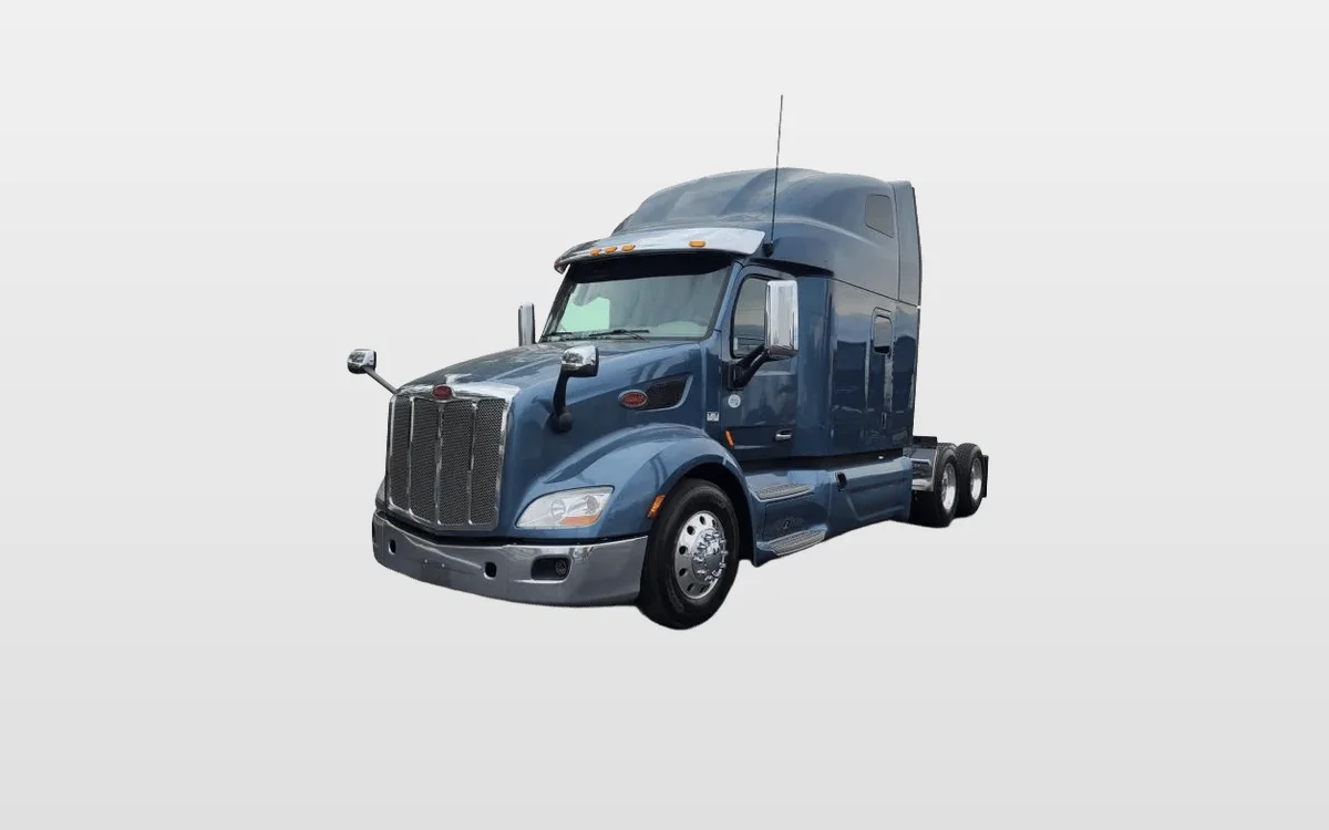 2021 Peterbilt 579 - image 1