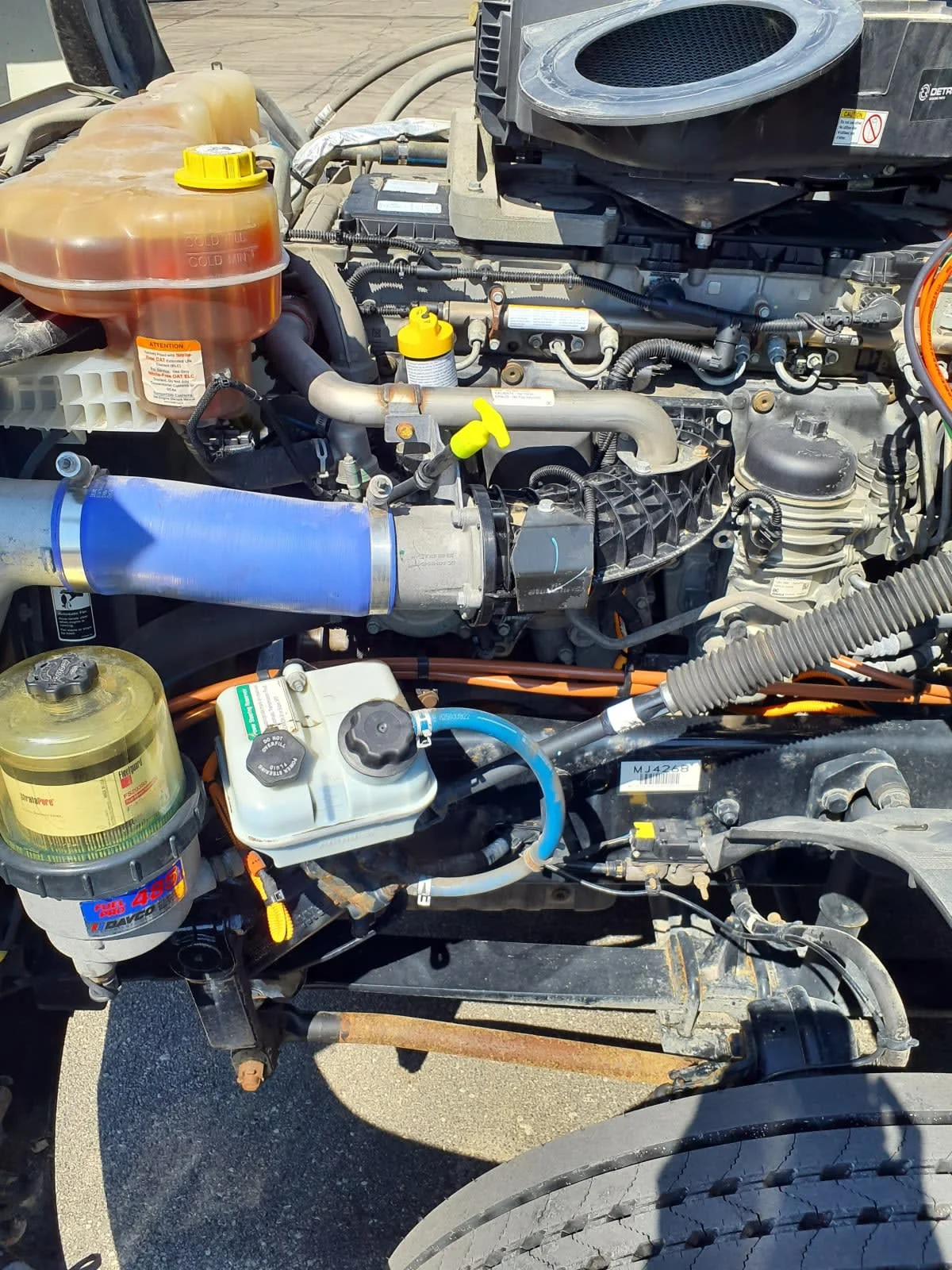 2021 Freightliner Cascadia in Oak Creek, WI — photo 8