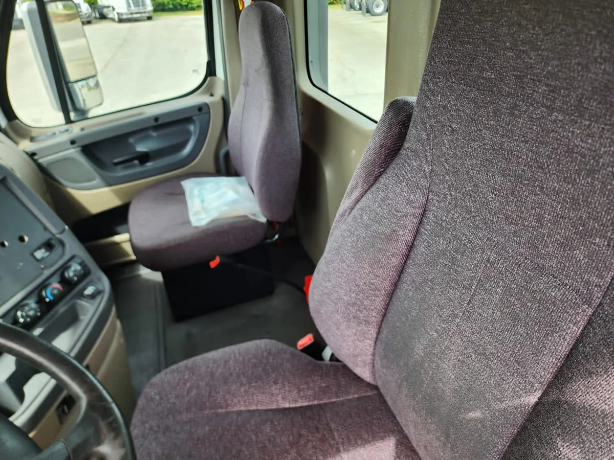 2018 Freightliner Cascadia in Greensboro, NC — photo 7
