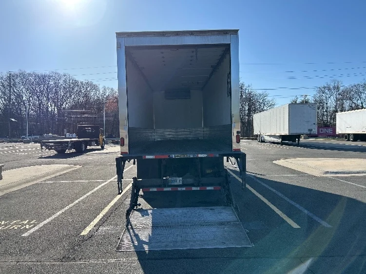 2023 Freightliner M2 106 - image 9