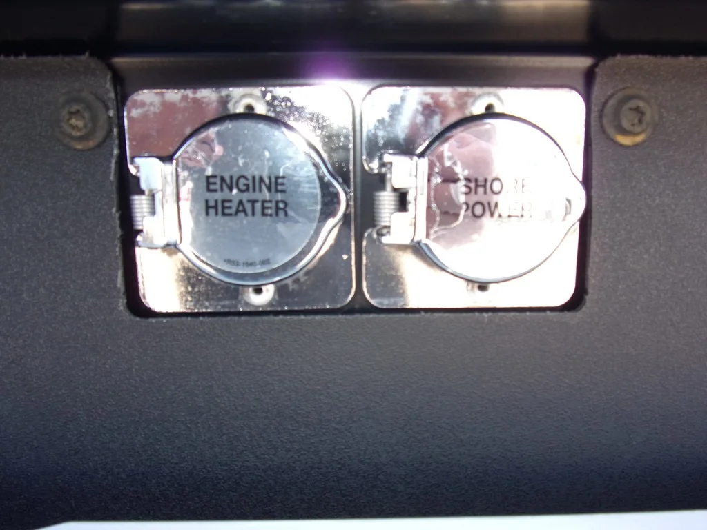 2024 Peterbilt 579 - image 11