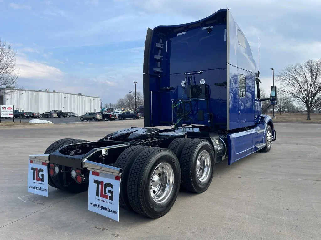 2023 Peterbilt 579 - image 5