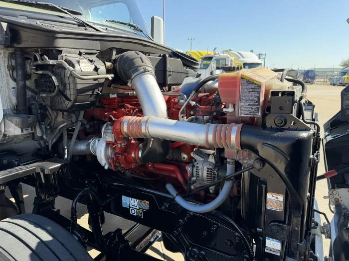 2022 Peterbilt 579 in Houston, TX — photo 21